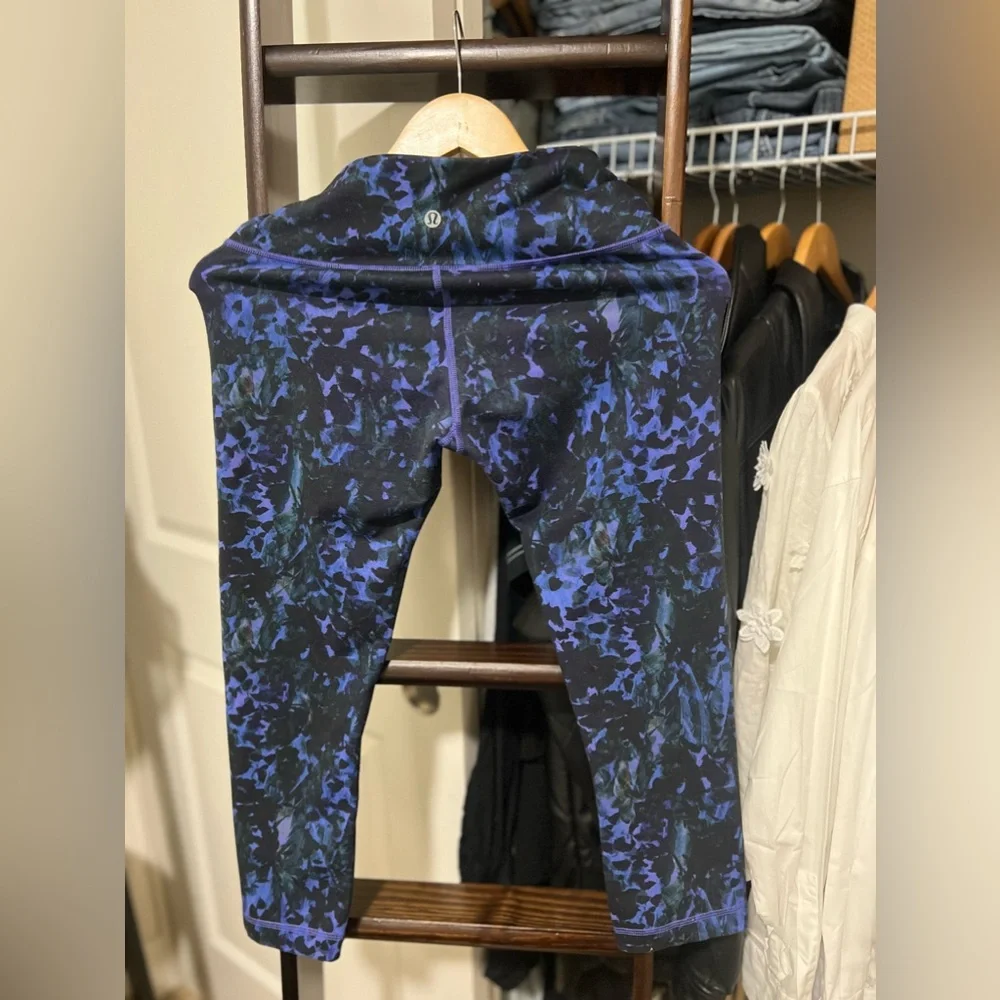 LULULEMON Workout Leggings
